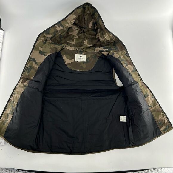 Allston Outfitters Deadstock Zip Up Camo Green Vest NWT Medium - Picture 8 of 9